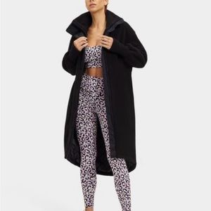 UGG Sherpa Rhianna coat Size Small